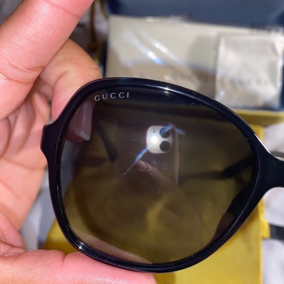 Gucci oversized sunglass - Picture 2 of 5